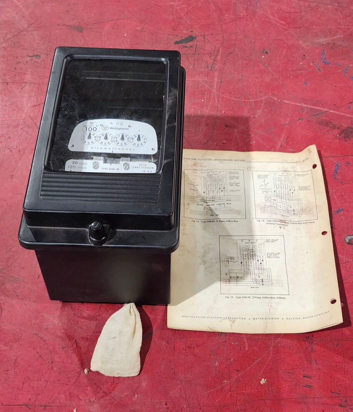 NEW WESTINGHOUSE D4B-2F TWO-STATOR WATTHOUR METER 246C715G04