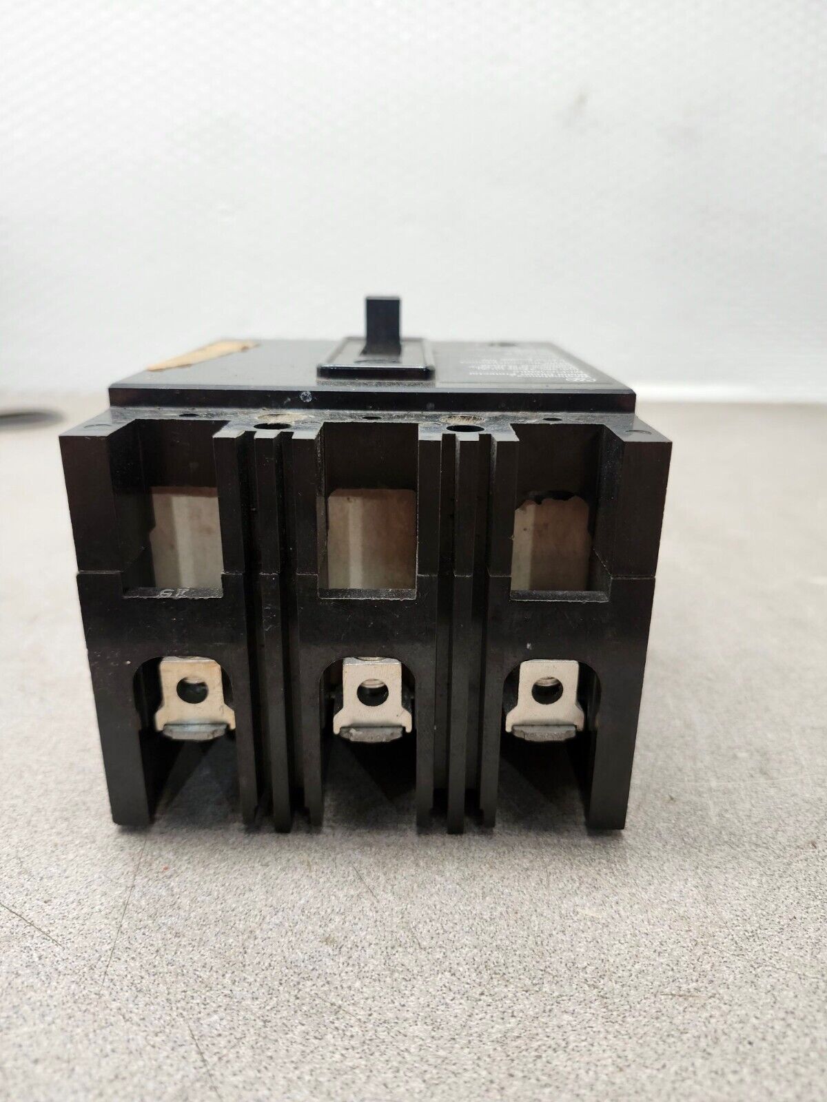 NEW IN BOX Westinghouse Trip Circuit Breaker 600Vac 15Amp 3Pole, MCP03150RC