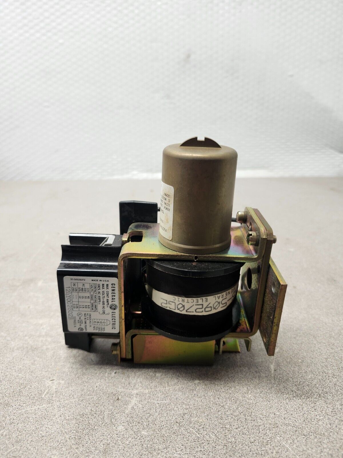 NEW IN BOX GENERAL ELECTRIC MAGNETIC OVERLOAD RELAY CR124Y0A2830A