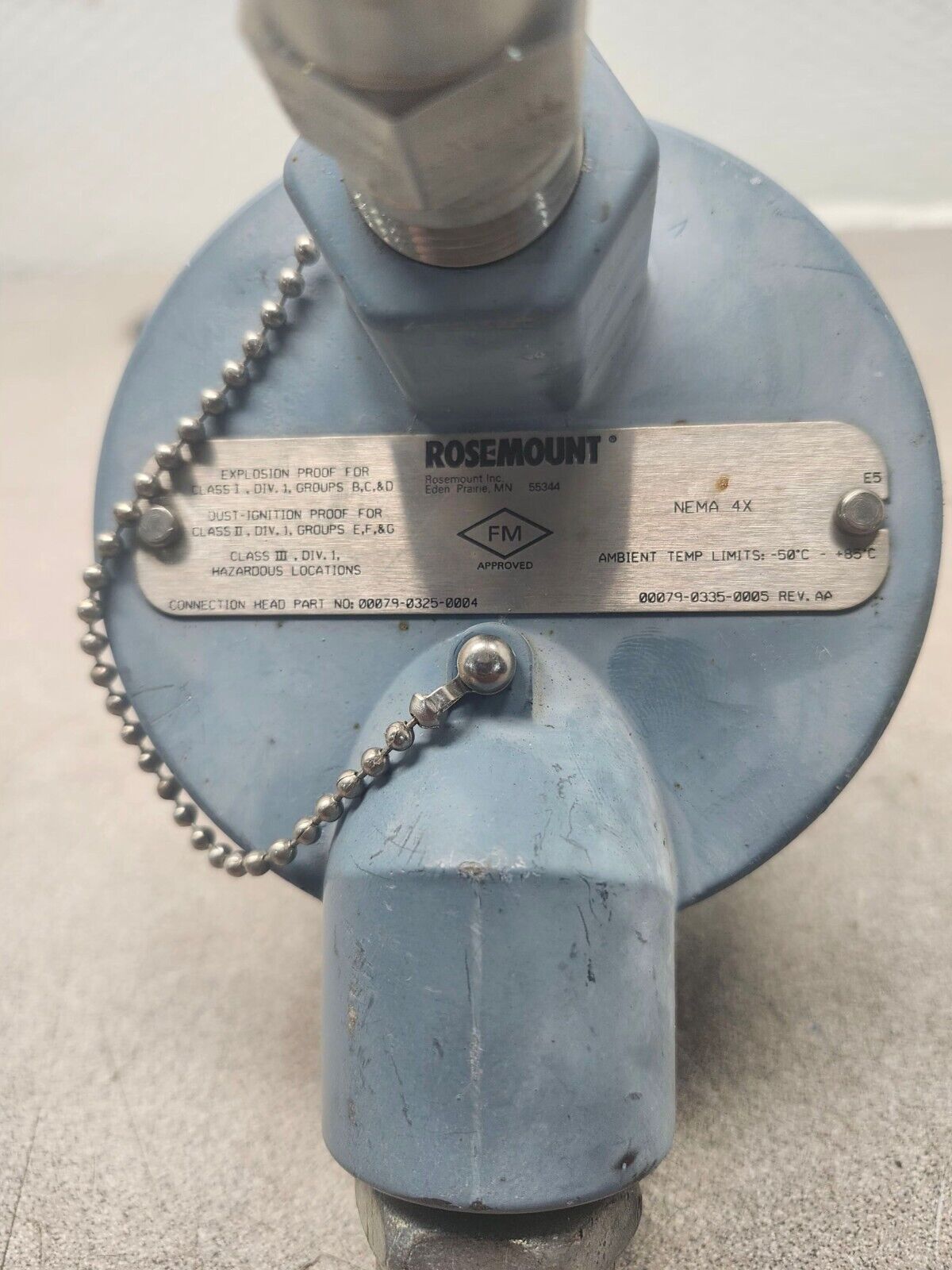 USED ROSEMOUNT CONNECTION HEAD 0007903250004 WITH ROSEMOUNT THERMOWELL