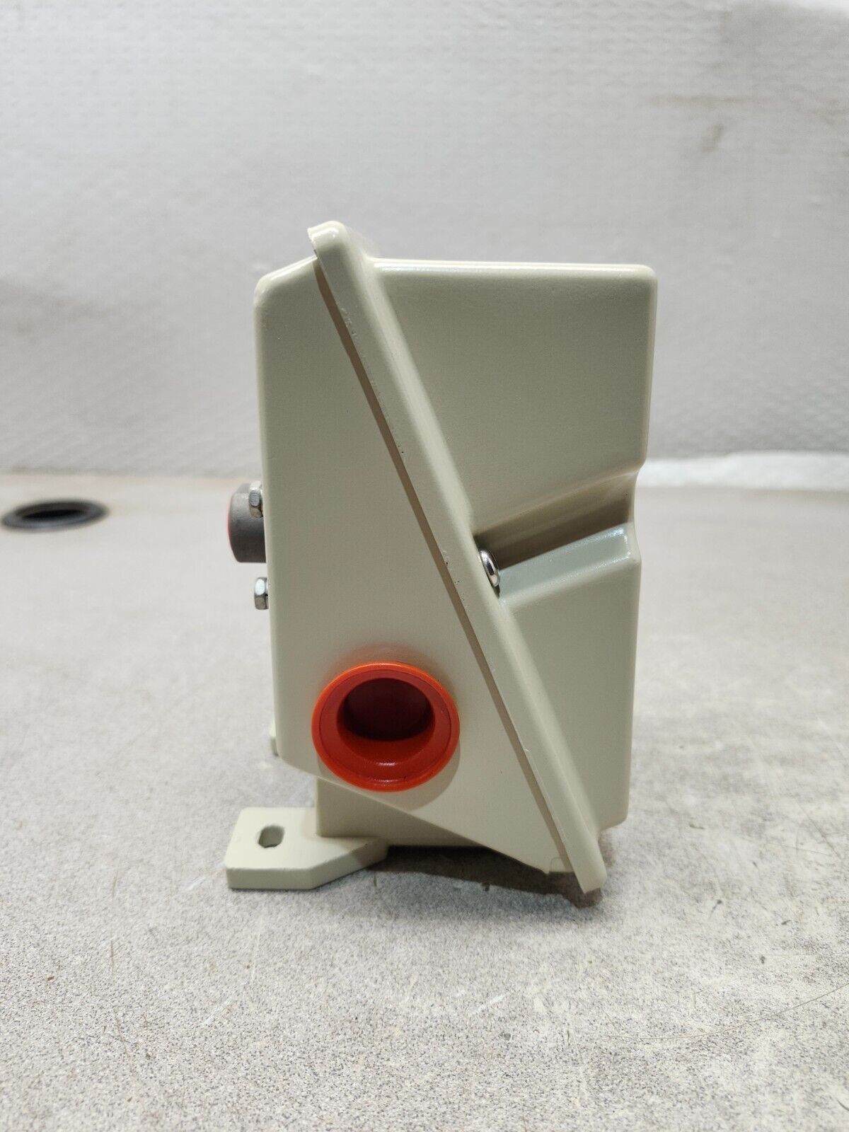 NEW IN BOX ASHCROFT PRESSURE SWITCH LPDN4GGB25