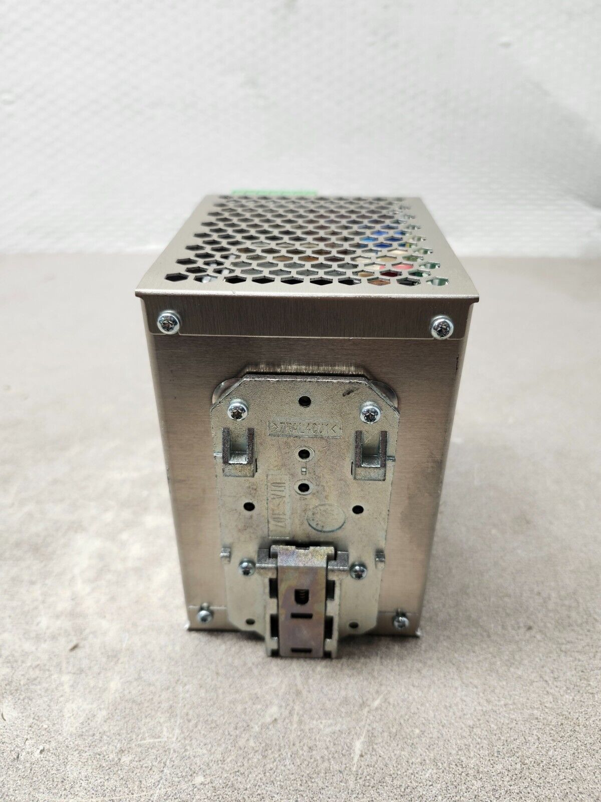 NEW NO BOX PHAENIX CONTACT switch power supply QUINT-PS-3X400-500AC/24DC/10