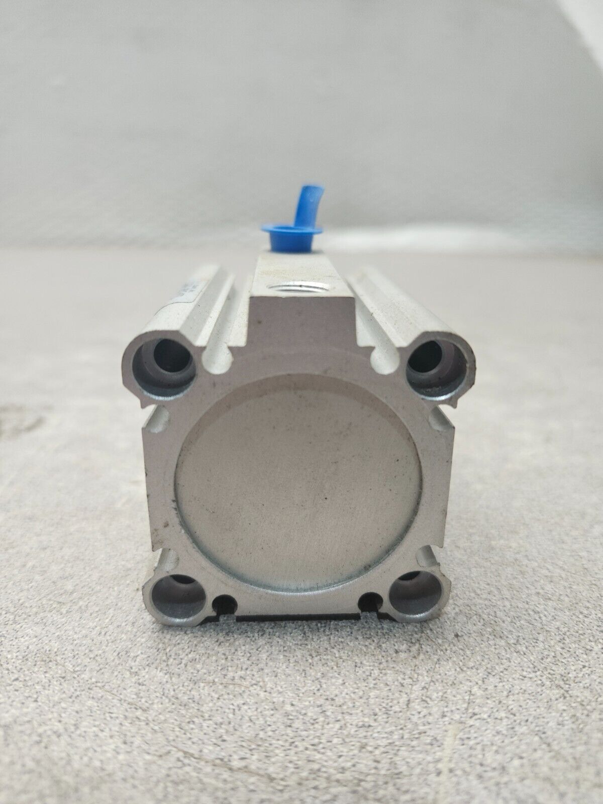 NEW NO BOX SMC CYLINDER CDQ2B40-30DMZ-A73L