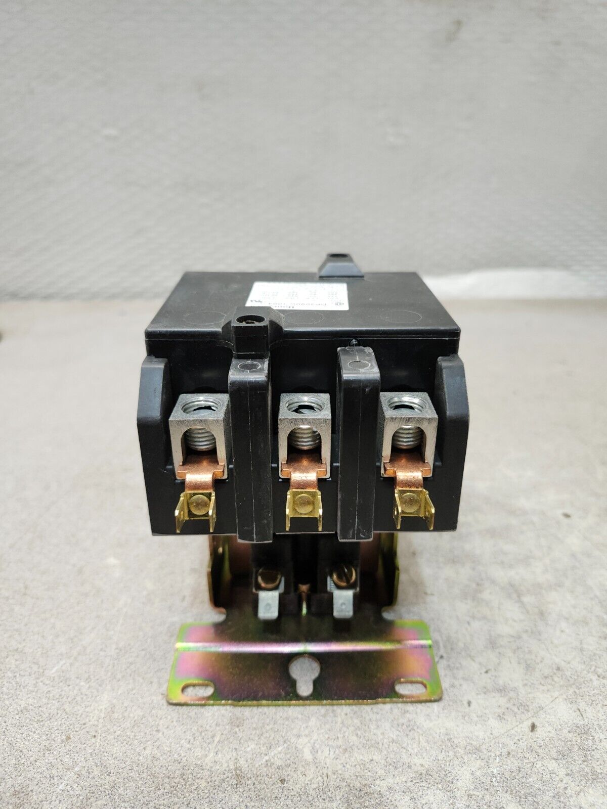 NEW IN BOX HONEYWELL CONTACTOR 3 POLE 90 FLA 208/240V 190/220V DP3090C 1004