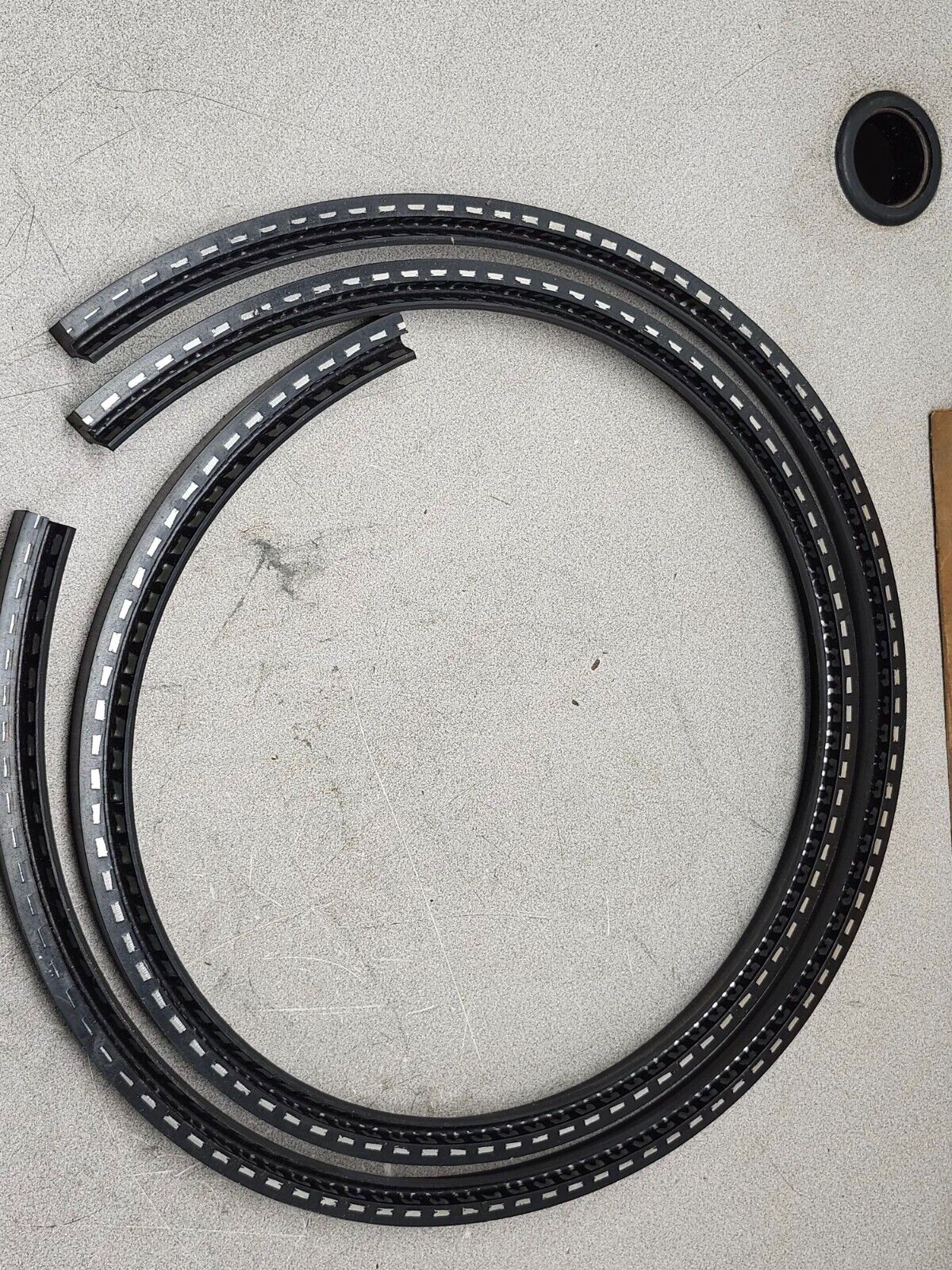 NEW IN BOX GARLOCK SEAL 25003 4143 QTY OF 2