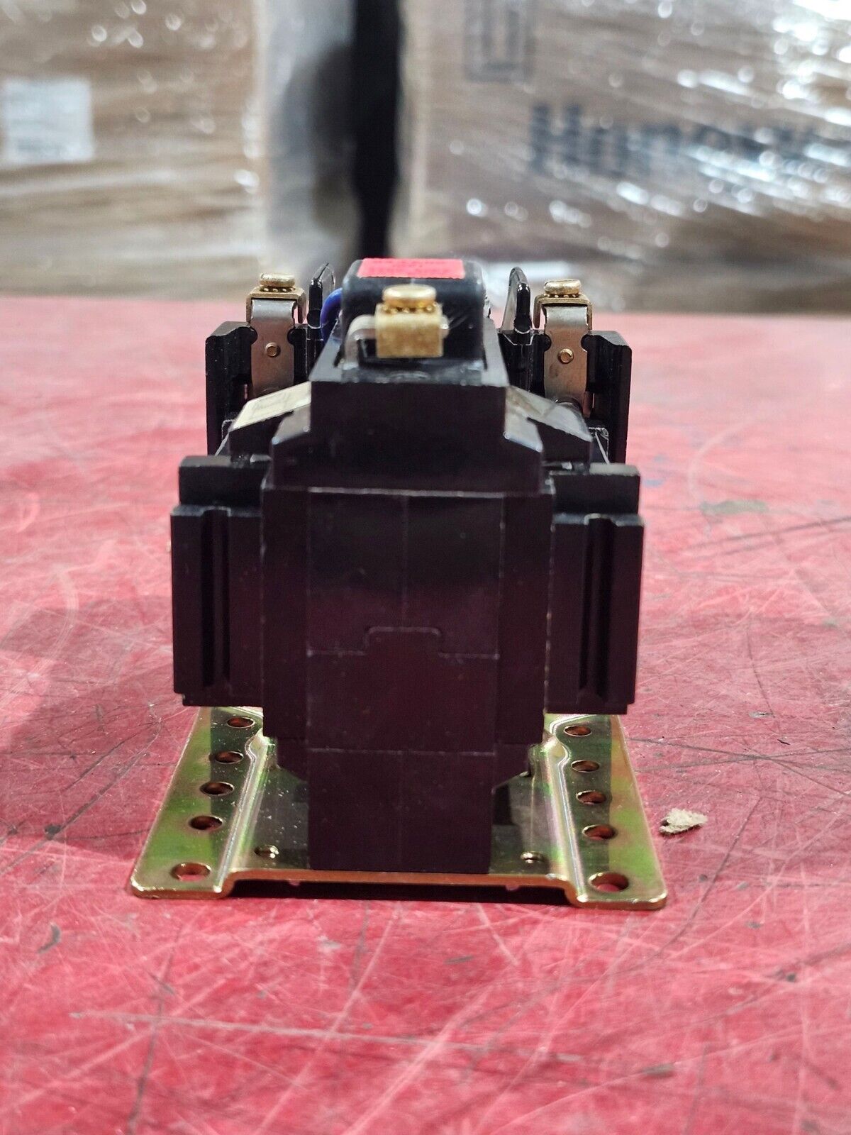 NEW IN BOX ALLEN BRADLEY CONTROL RELAY 700-BRM200A1