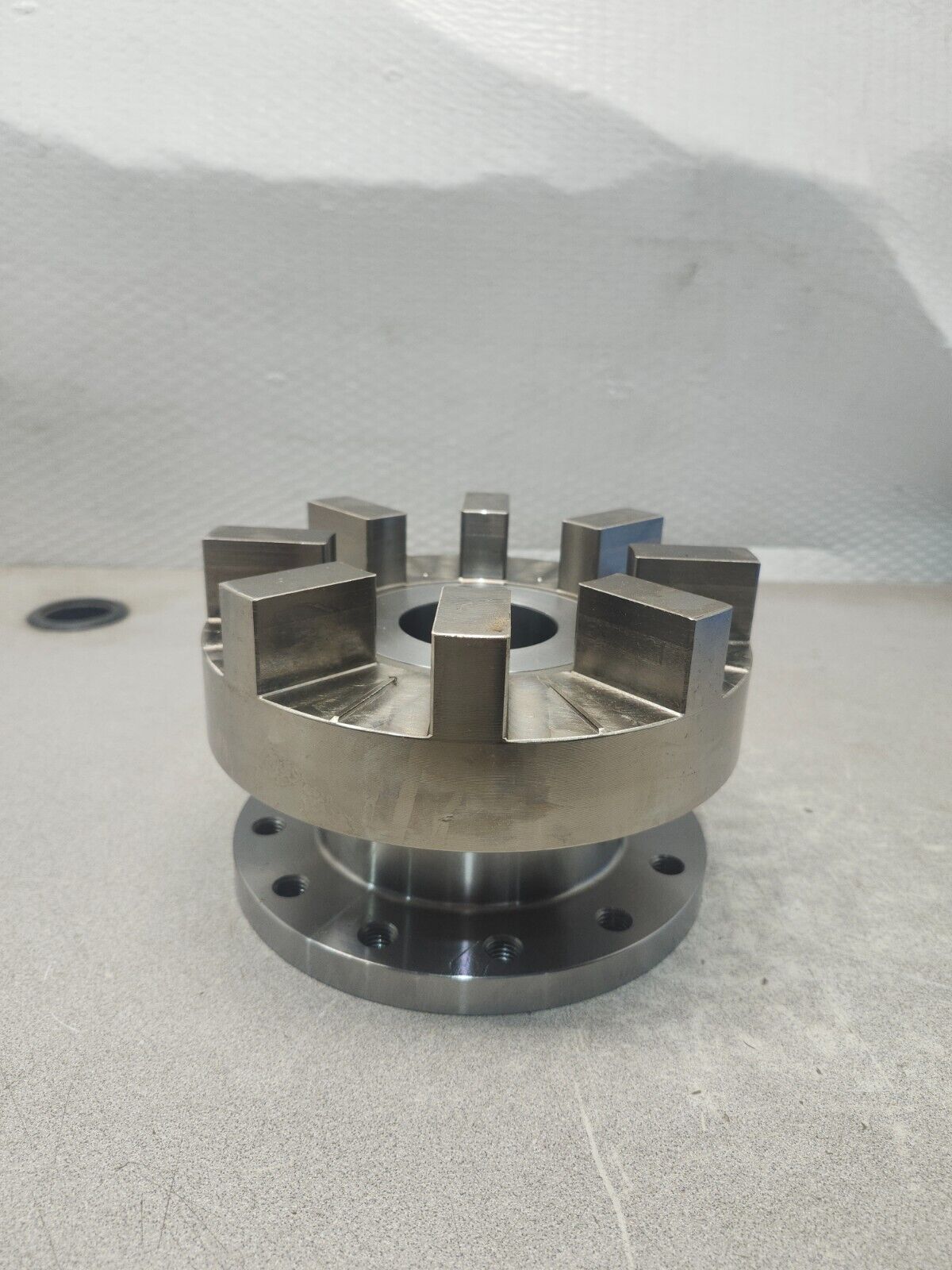 NEW IN BOX Rexnord 50R 31/35 Spacer Hub 10101341