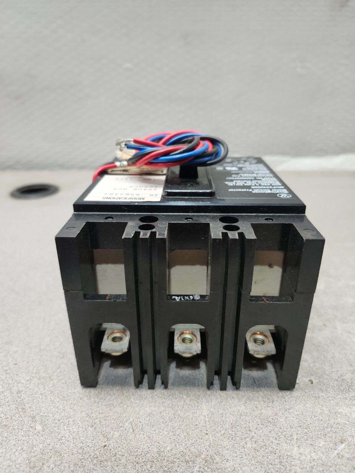 NEW IN BOX WESTINGHOUSE 3 Pole Circuit Breaker MCP331000R