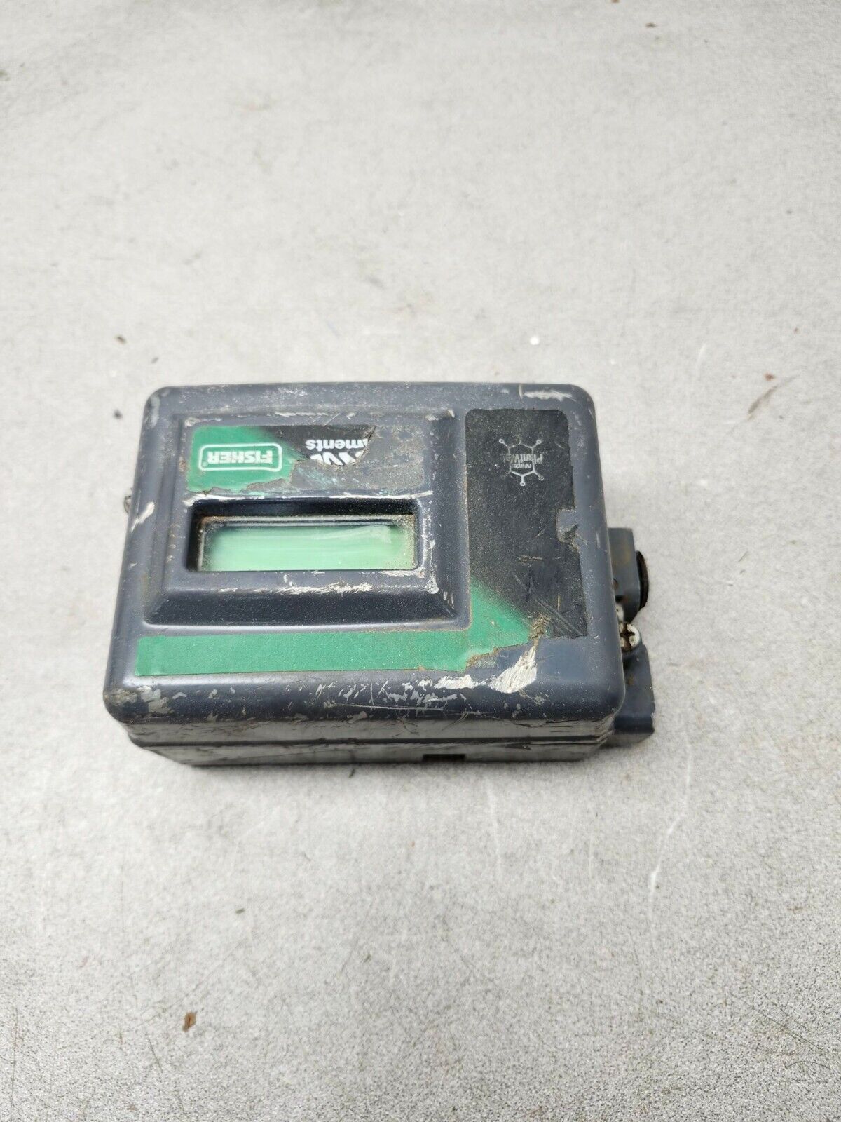 USED NO BOX FISHER FIELDVUE INSTRUMENTS DIGITAL VALVE POSITIONER DVC2000