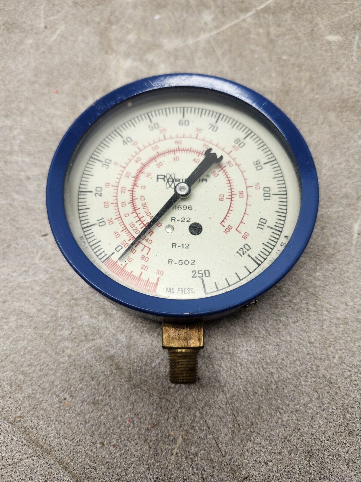 NEW IN BOX MARSH GAUGE 0-250PSI 1-CYE-01940-BAJ-001