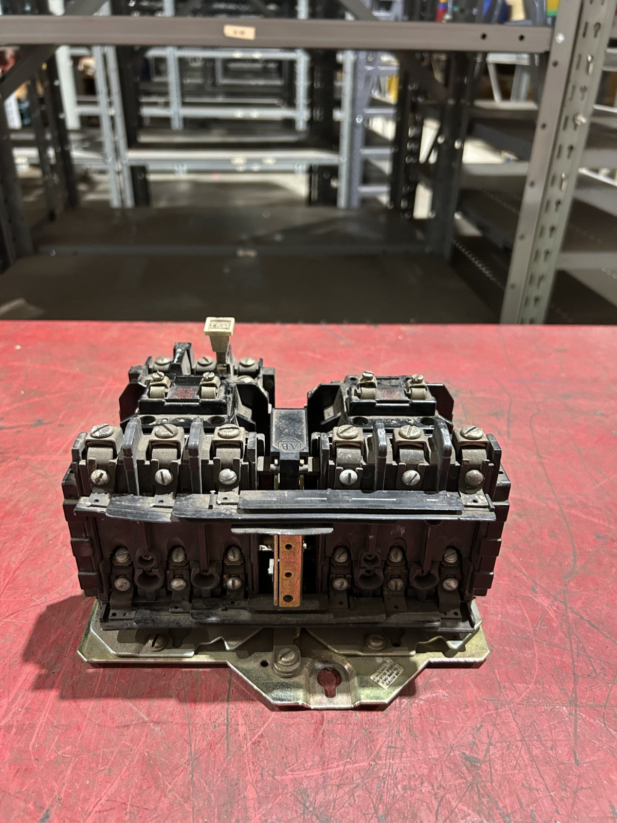 47559044