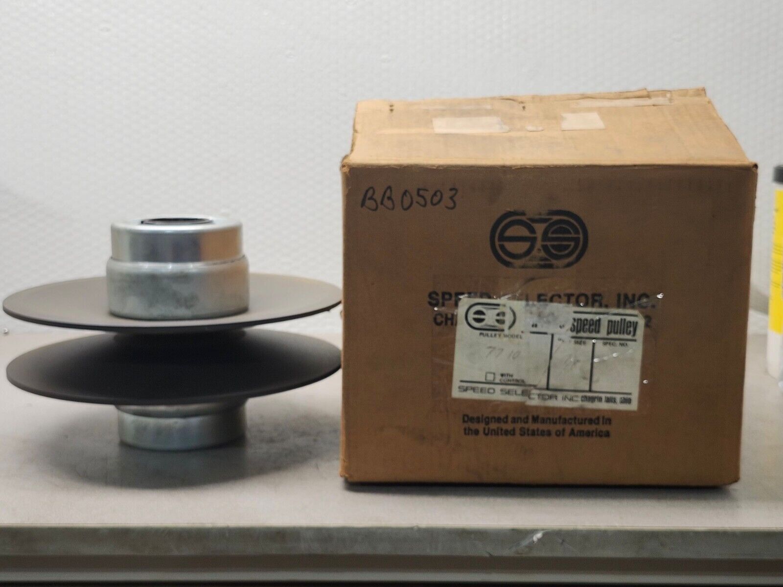 NEW IN BOX SPEED SELECTOR VARIABLE SPEED PULLEY 7/8" BORE 7710-200
