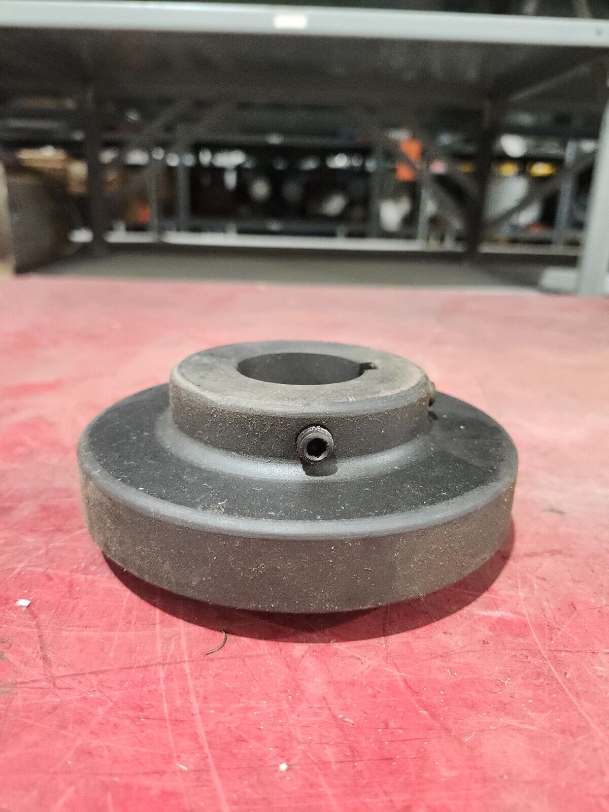 NEW IN BOX RWI 8S COUPLING FLANGE WITH KEYWAY 1-5/8'' BORE