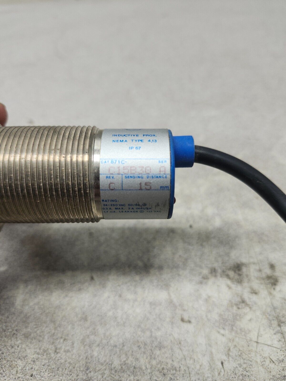 USED Allen Bradley Inductive Proximity Sensor 871C-C15B30