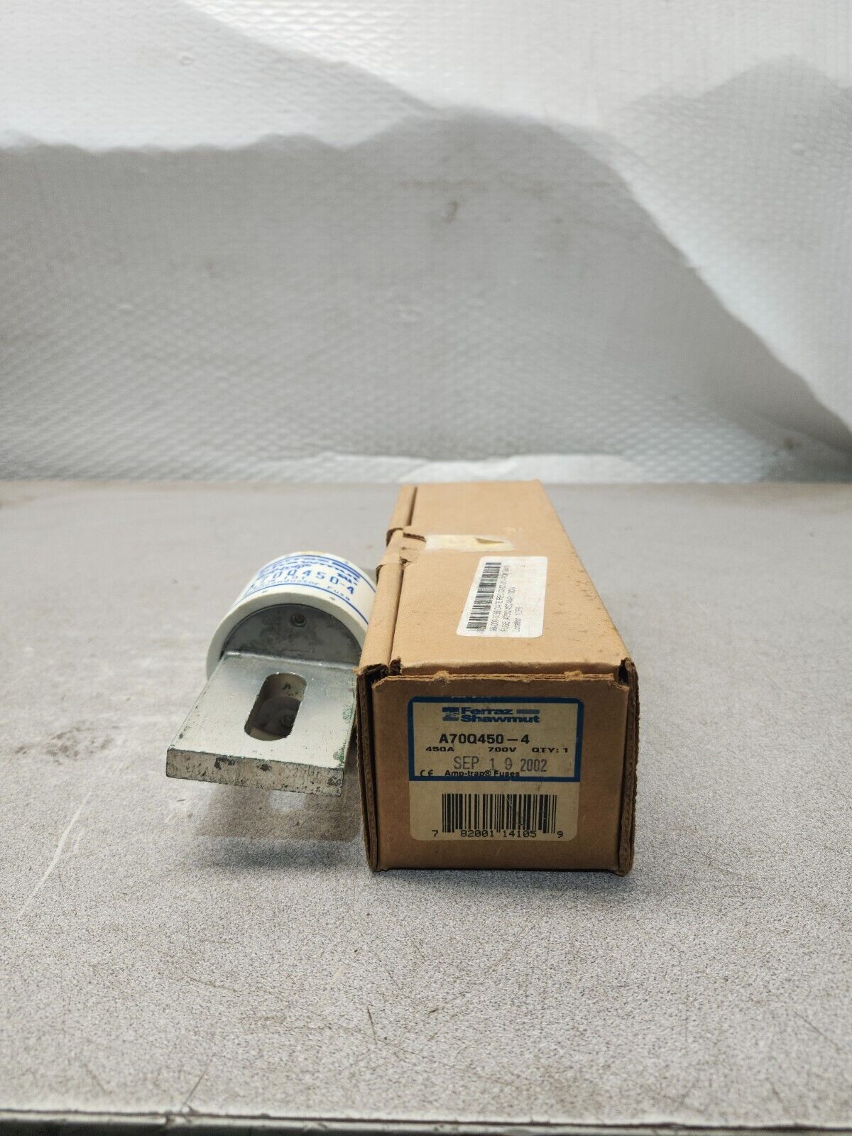 NEW IN BOX LOT OF 2 FERRAZ SHAWMUT FUSE A70Q450-4