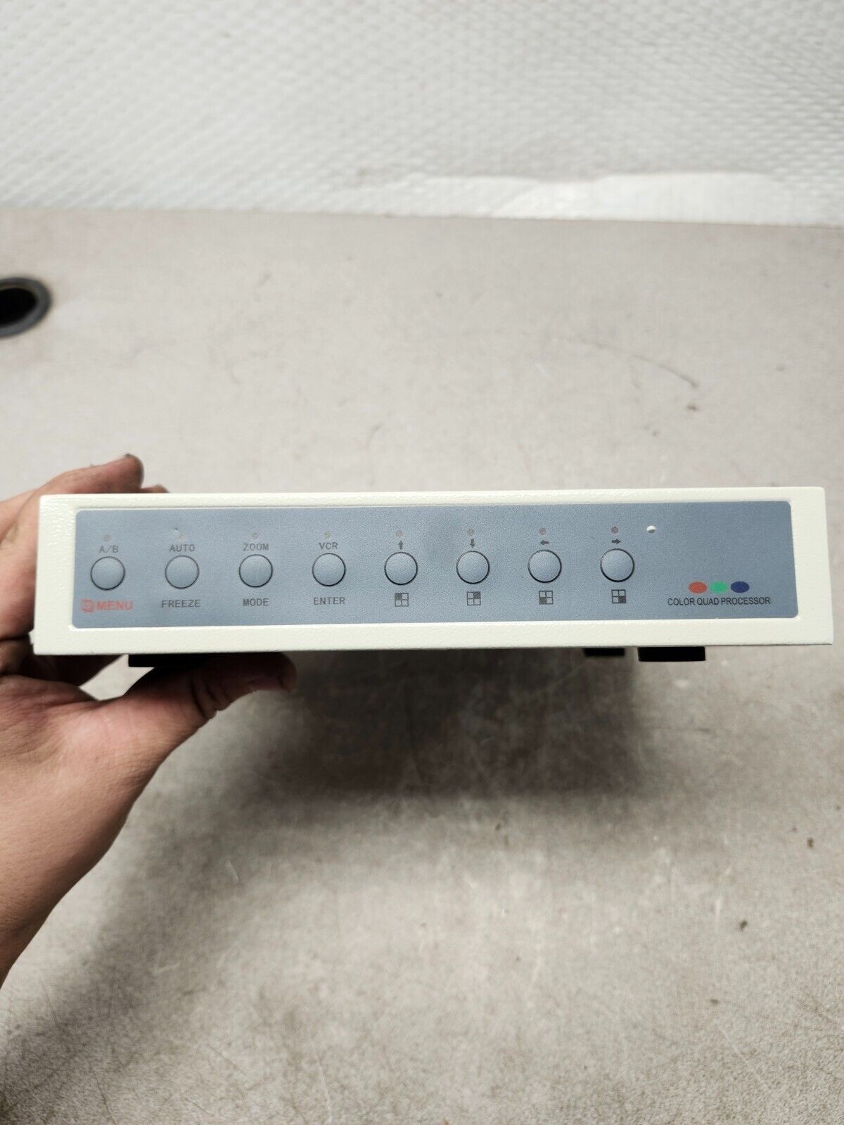 NEW IN BOX VRI LLC DIGITAL QUAD PROCESSOR QCS4XL-BB