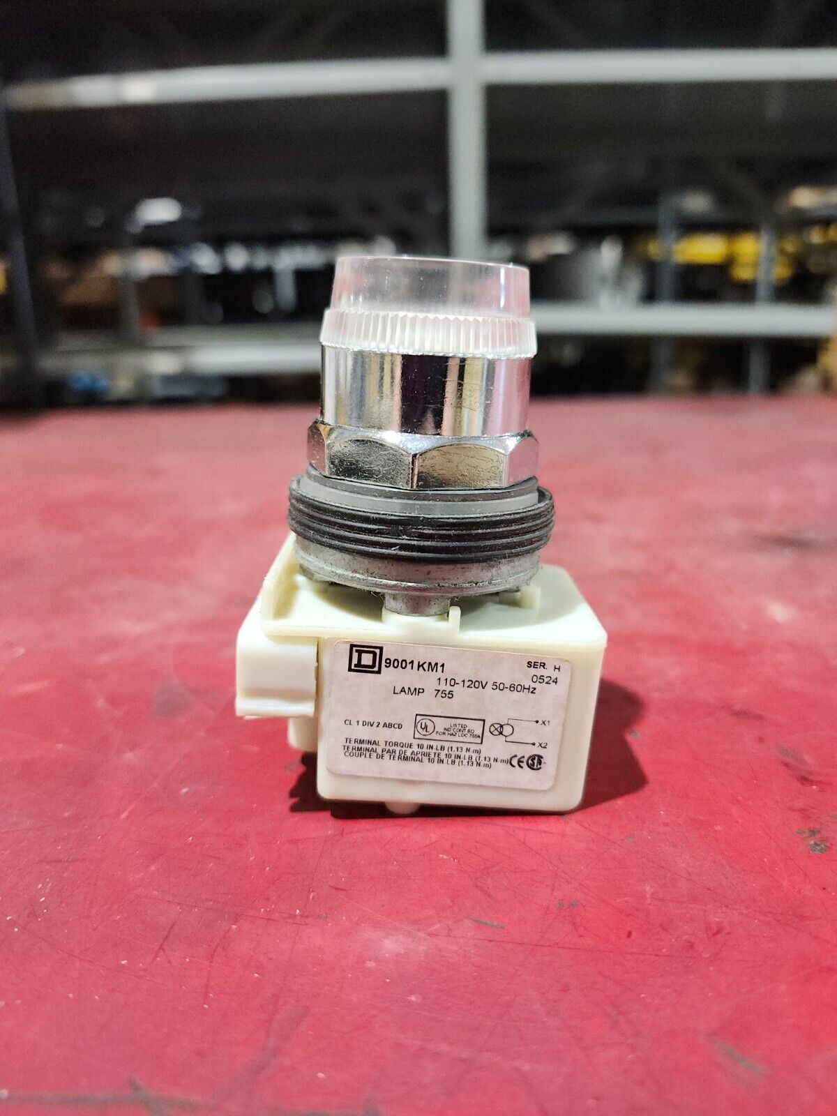 NEW IN BOX SQUARE D PUSH BUTTON 9001KM1 110-120V 50-60HZ