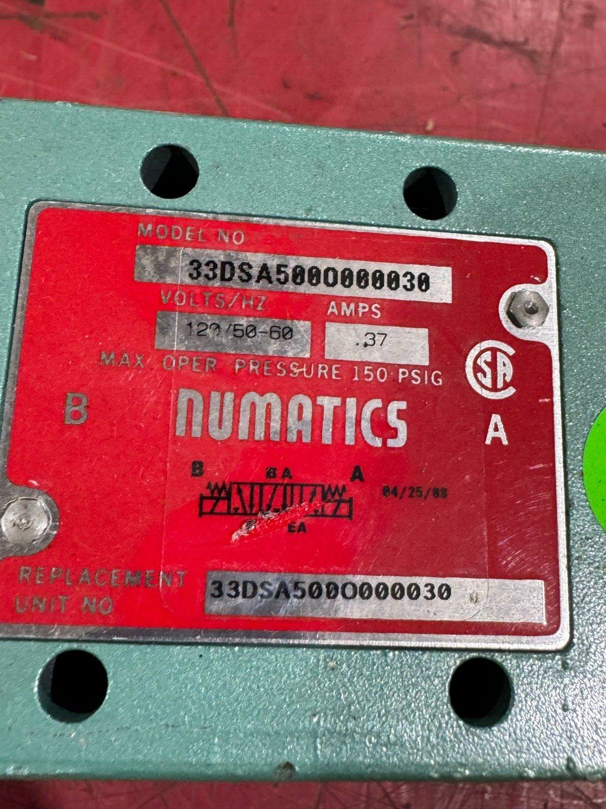 NEW NUMATICS 120V. PNEUMATIC SOLENOID VALVE 33DSA500O000030
