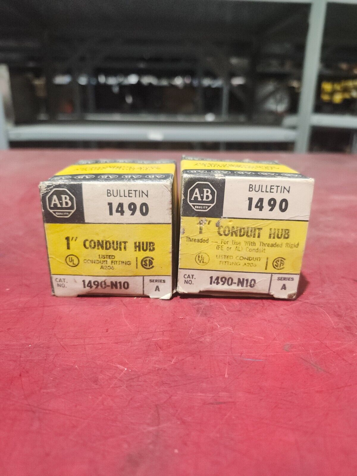 NEW IN BOX LOT OF 2 ALLEN BRADLY 1'' CONDUIT HUB 1490-N10