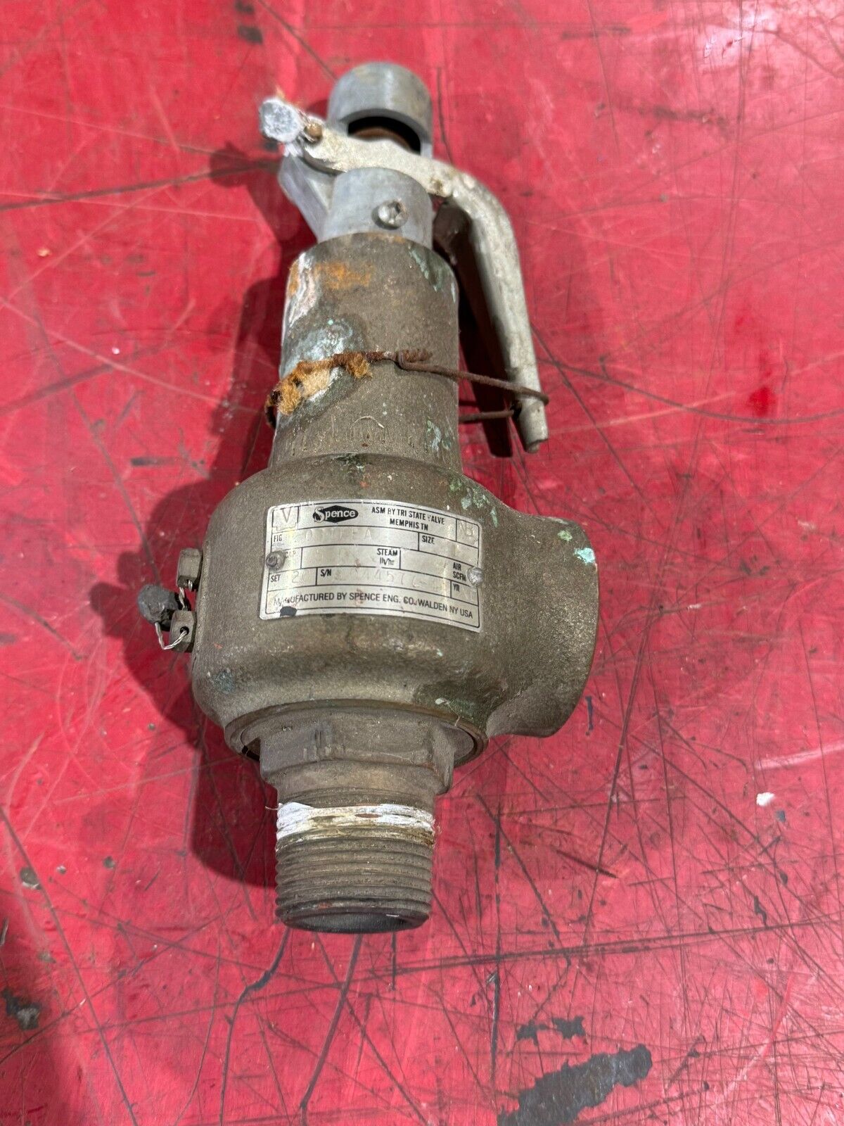 USED SPENCE PRESSURE RELIEF VALVE SET PRESSURE 20PSI. FIG. 031FEA