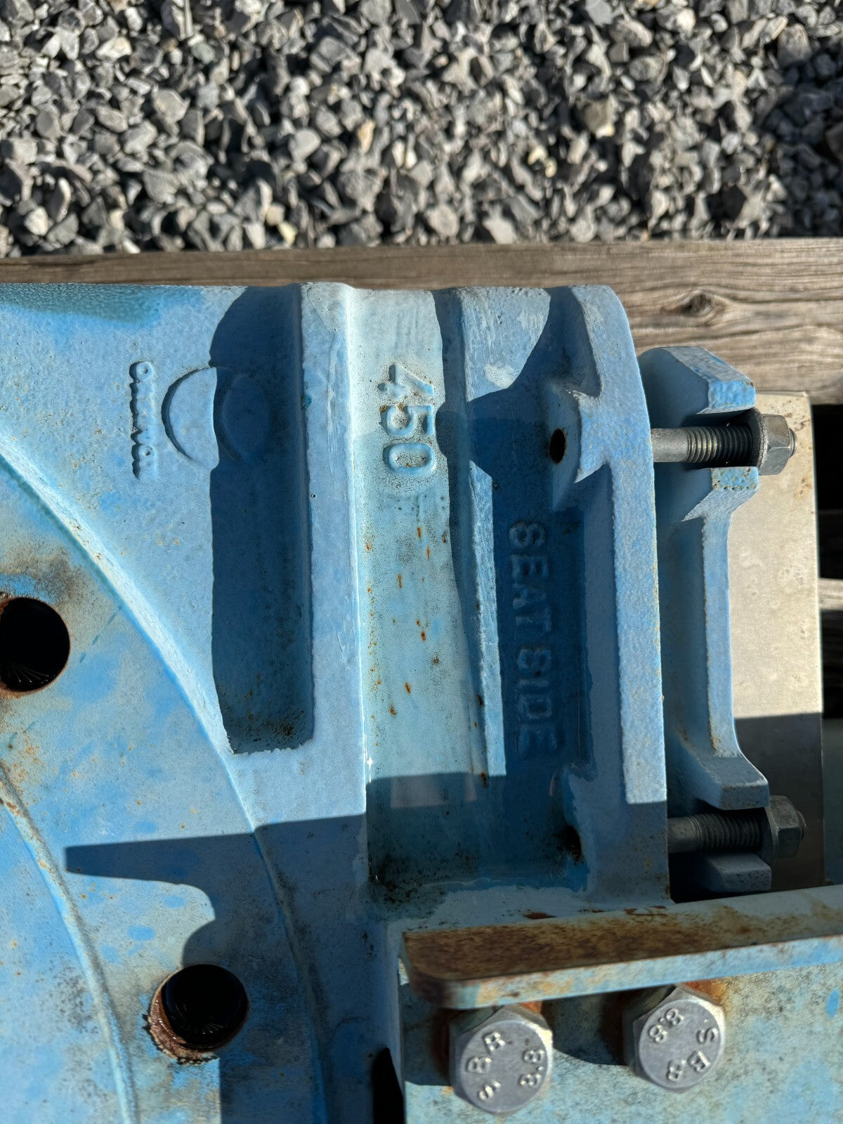 47325728