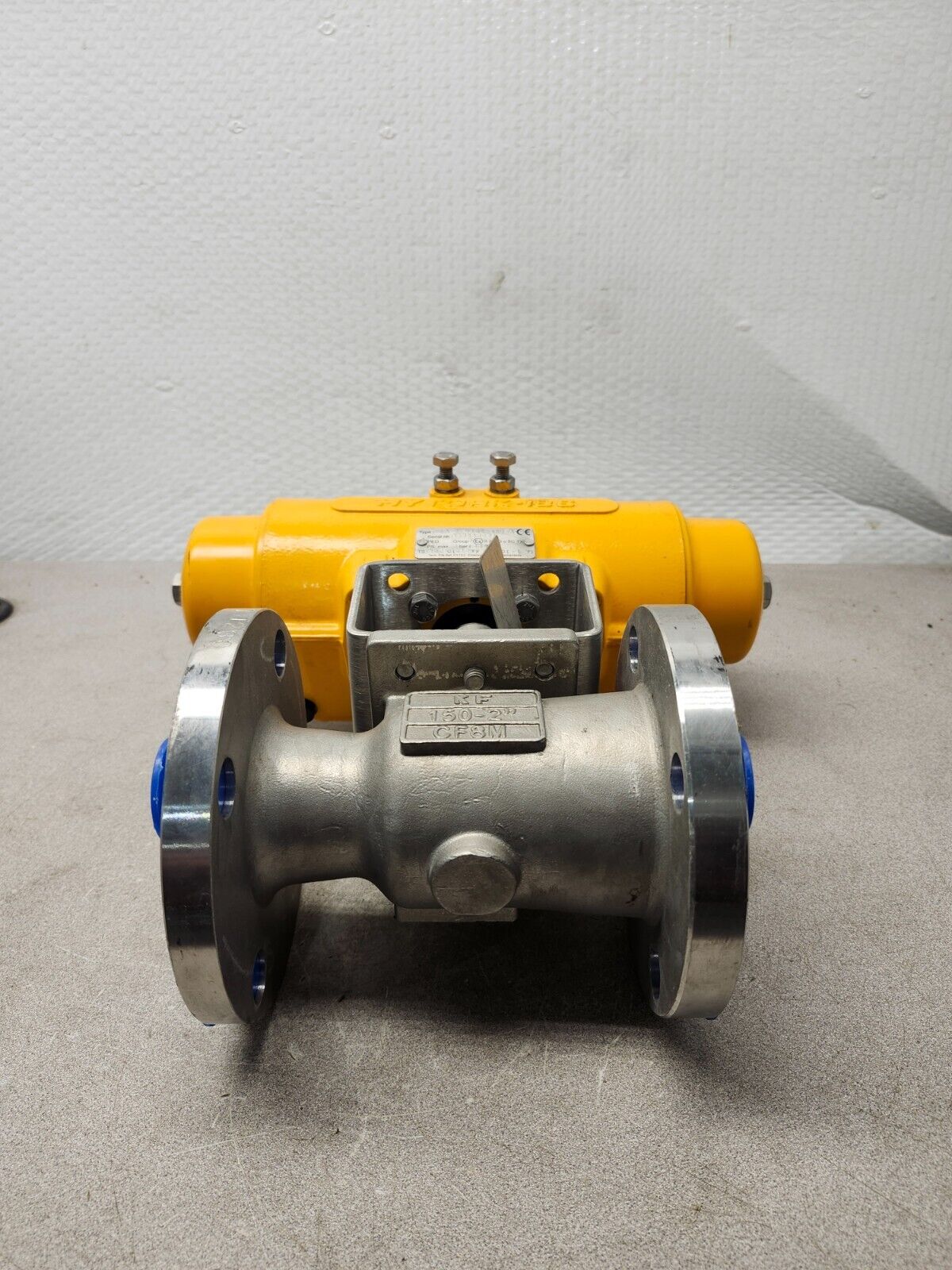 NEW NO BOX Hytork Actuator 2" - 150 CF8M 27SPSI EIA-XL0426-S80-A00 AVCO