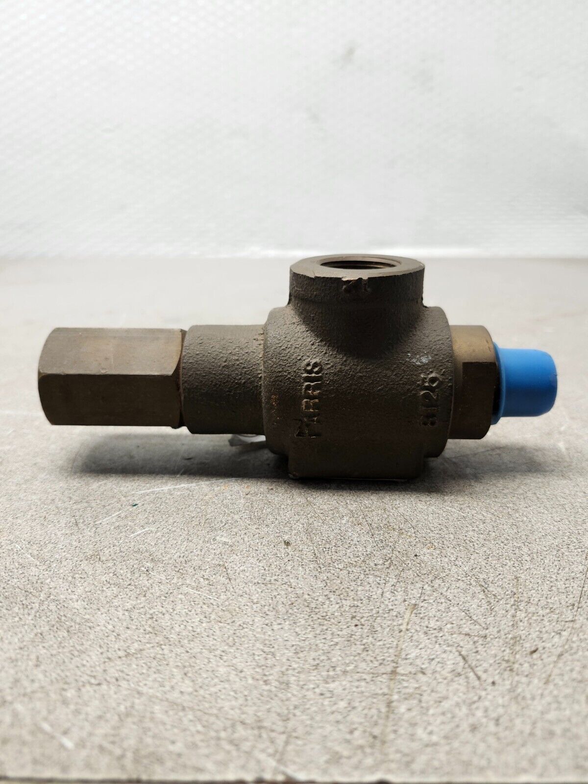 NEW NO BOX TELEDYNE FLUID SYSTEMS OL PESSURE RELIEF VALVE 1896M