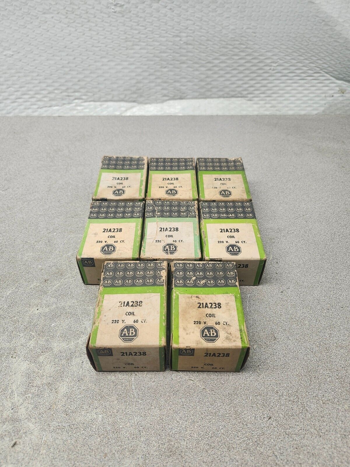 NEW IN BOX LOT OF 8 ALLEN BRADLEY COIL 220V 60HZ 21A238