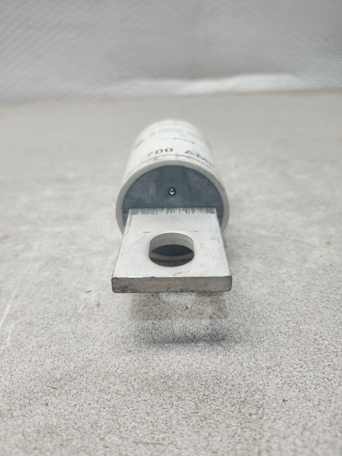 NEW NO BOX BUSSMAN FUSE 700AMP FWP-700A