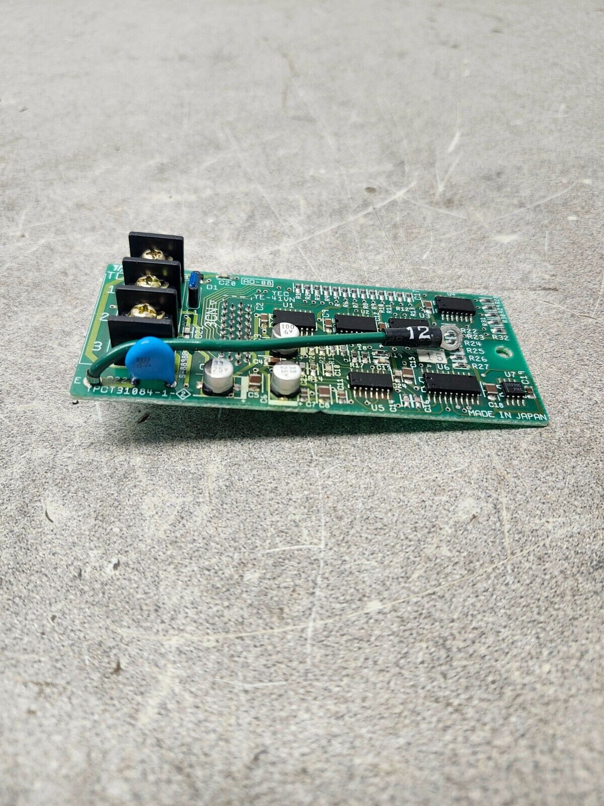 NEW IN BOX YASKAWA ANALOG MONITOR CARD AO-08