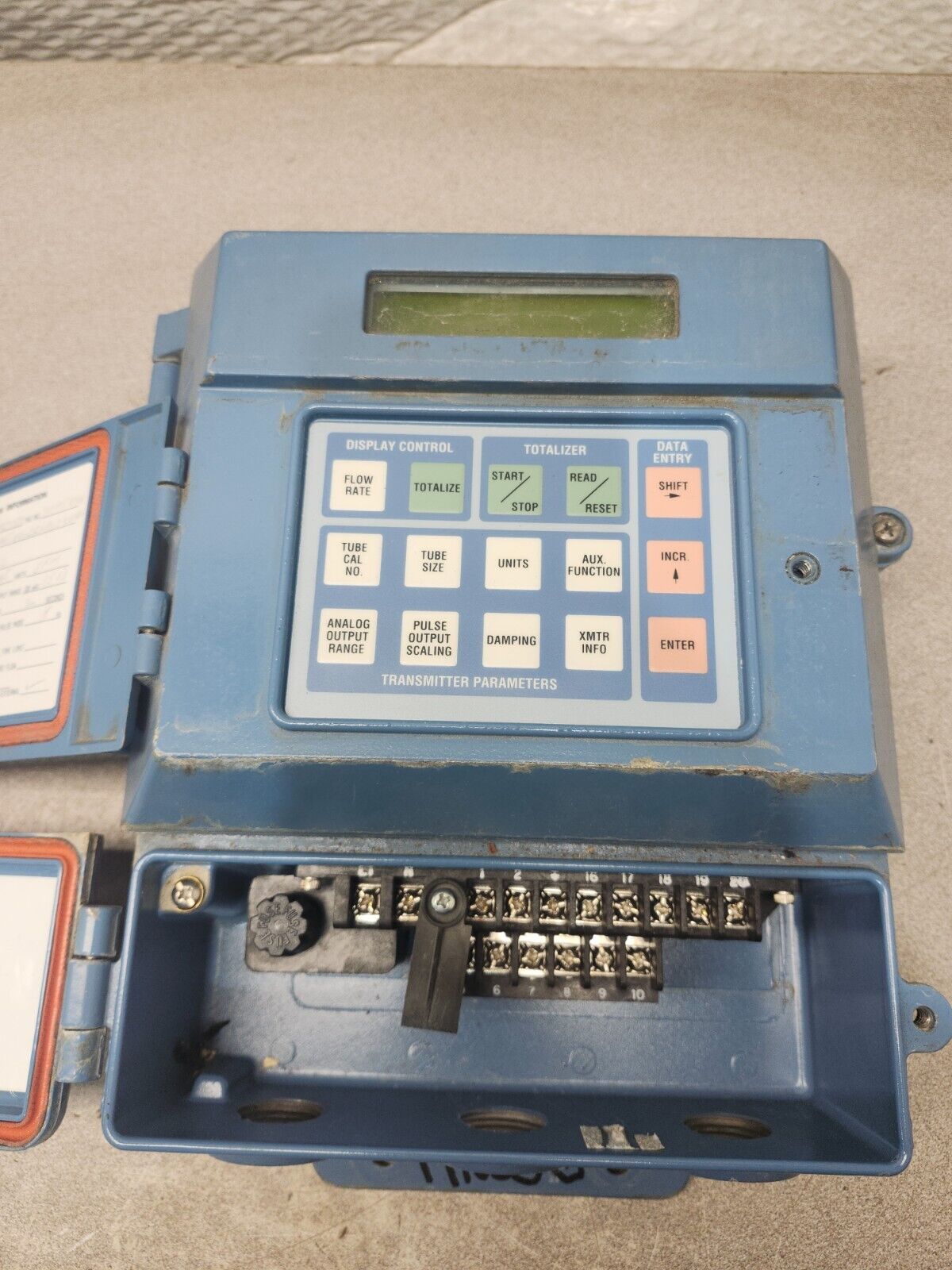 USED ROSEMOUNT MAGNETIC FLOW TRANSMITTER MODEL 8712C R12N0CEM4