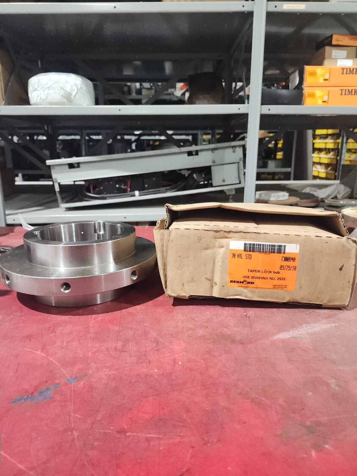 NEW IN BOX REXNORD 70 HTL STD TAPER-LOCK HUB 7300840