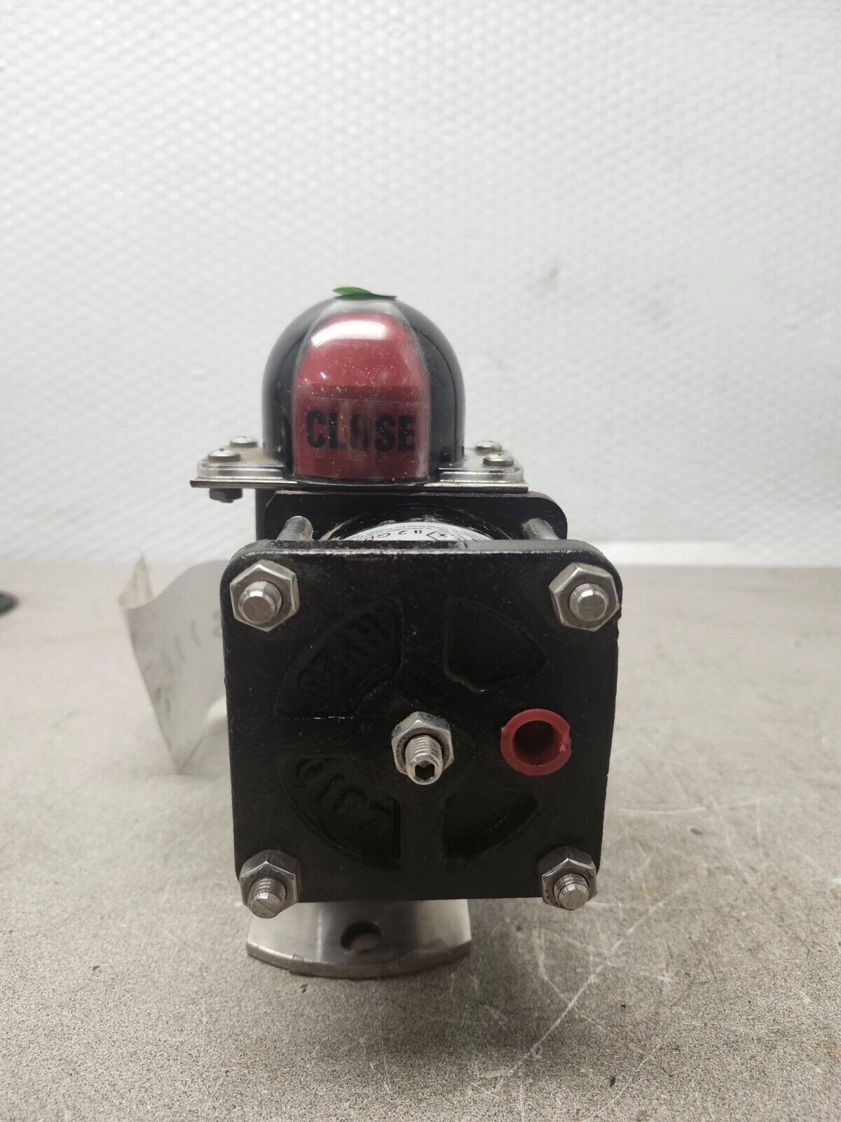 NEW NO BOX QTRCO RACK AND GEAR ACTUATOR 150PSI QD203DA