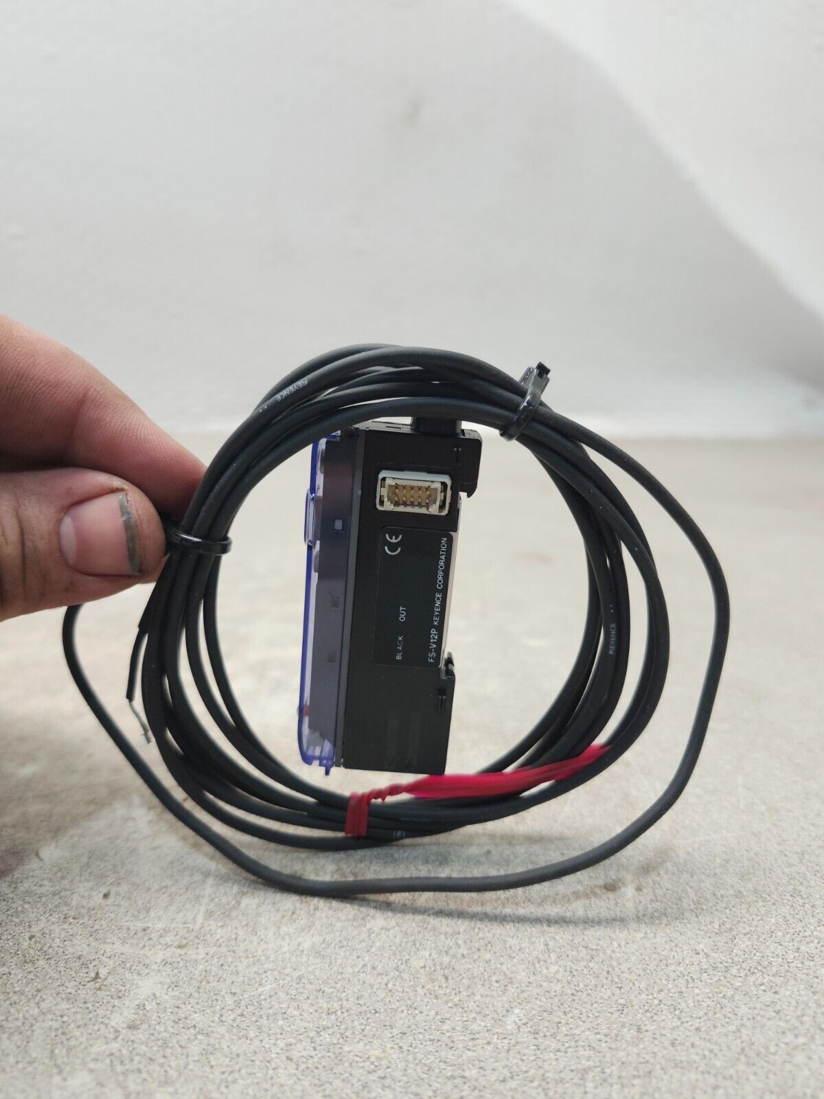 USED Keyence Fiber Optic Amplifier Sensor, 12-24VDC FS-V12P