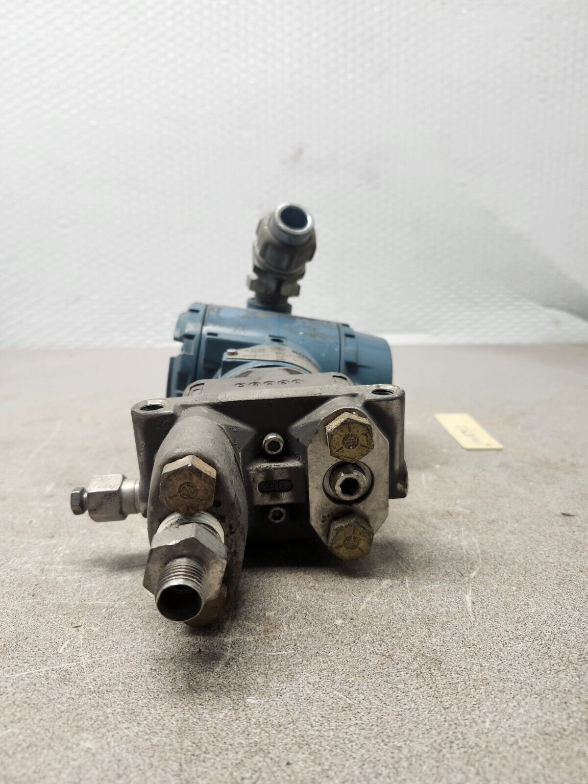 USED ROSEMOUNT PRESSURE TRANSMITTER 03031-0060-0003
