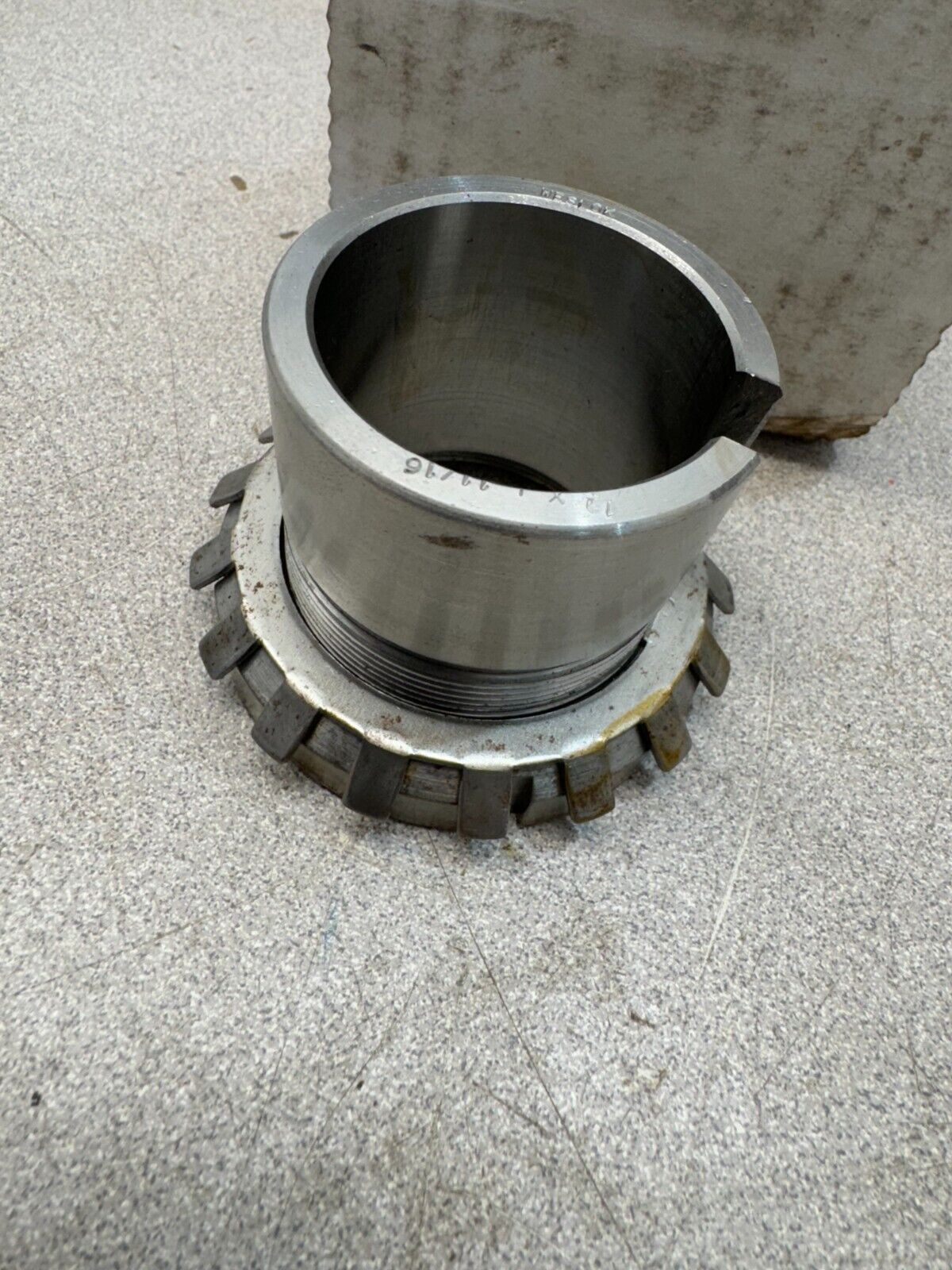 NEW IN BOX WESLOK ADAPTER ASSEMBLY SNW10 X 1 11/16"