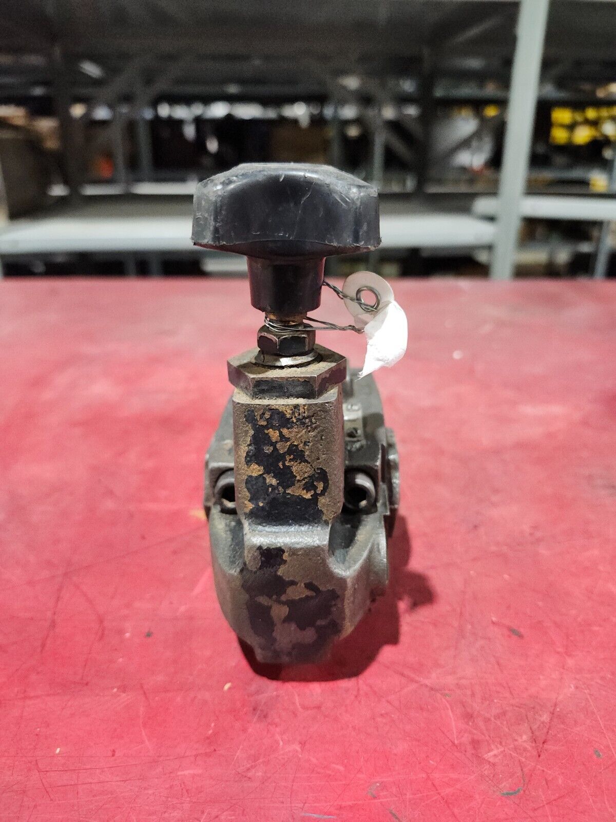 USED Vickers Reducing Valve 1000psi XT 03 1B 30