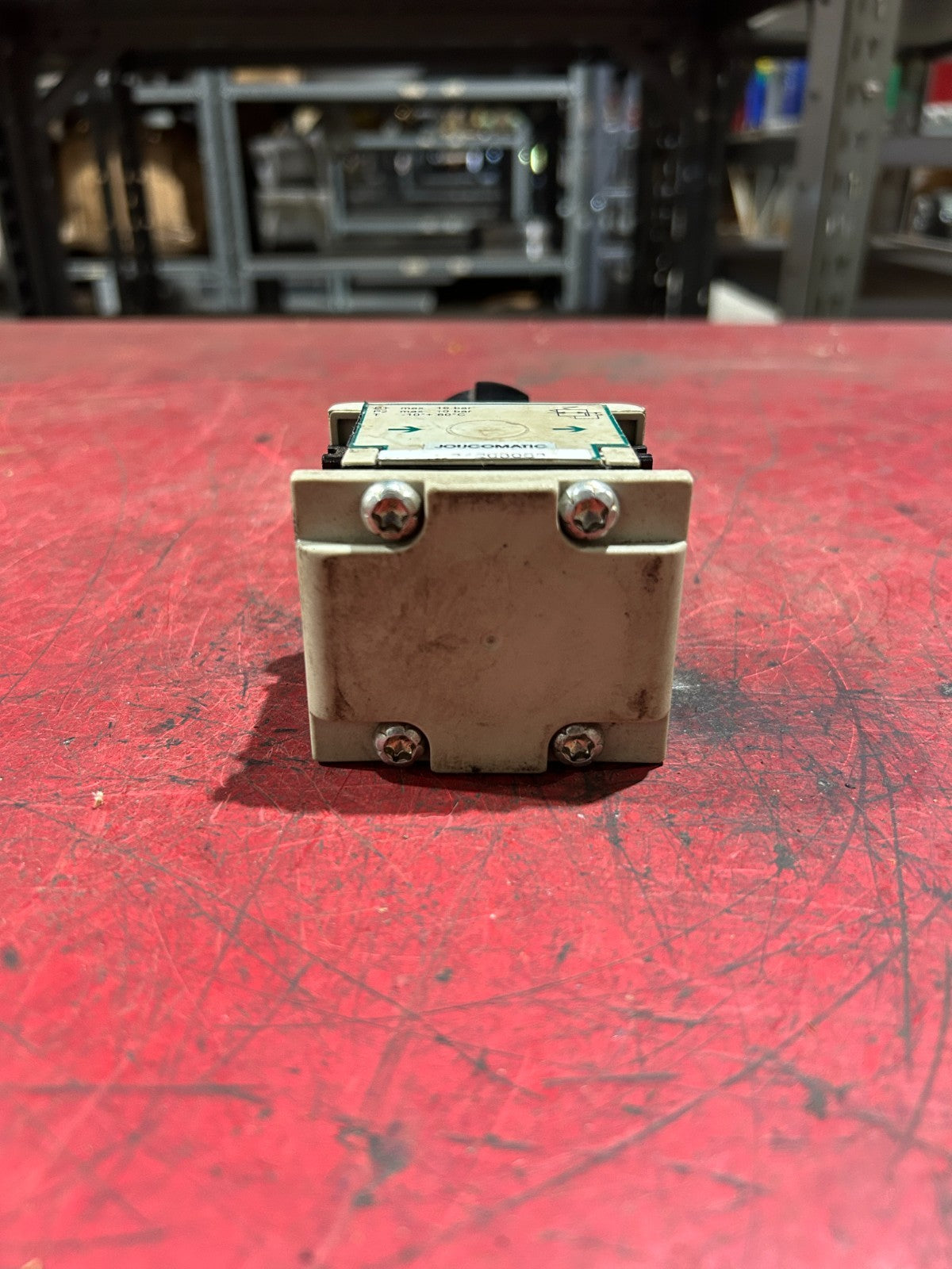 47708024