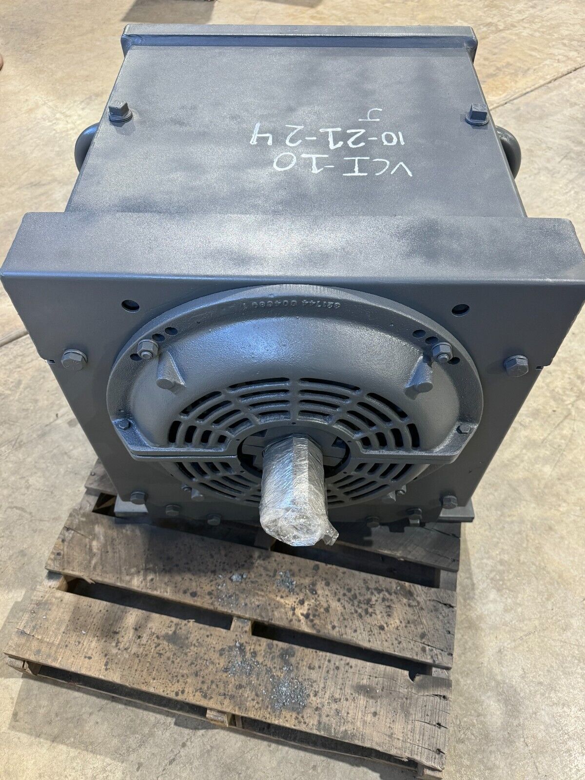 USED FALK ENCLOSED GEAR DRIVE SPEED REDUCER 30.80 RATIO 1110FC2A