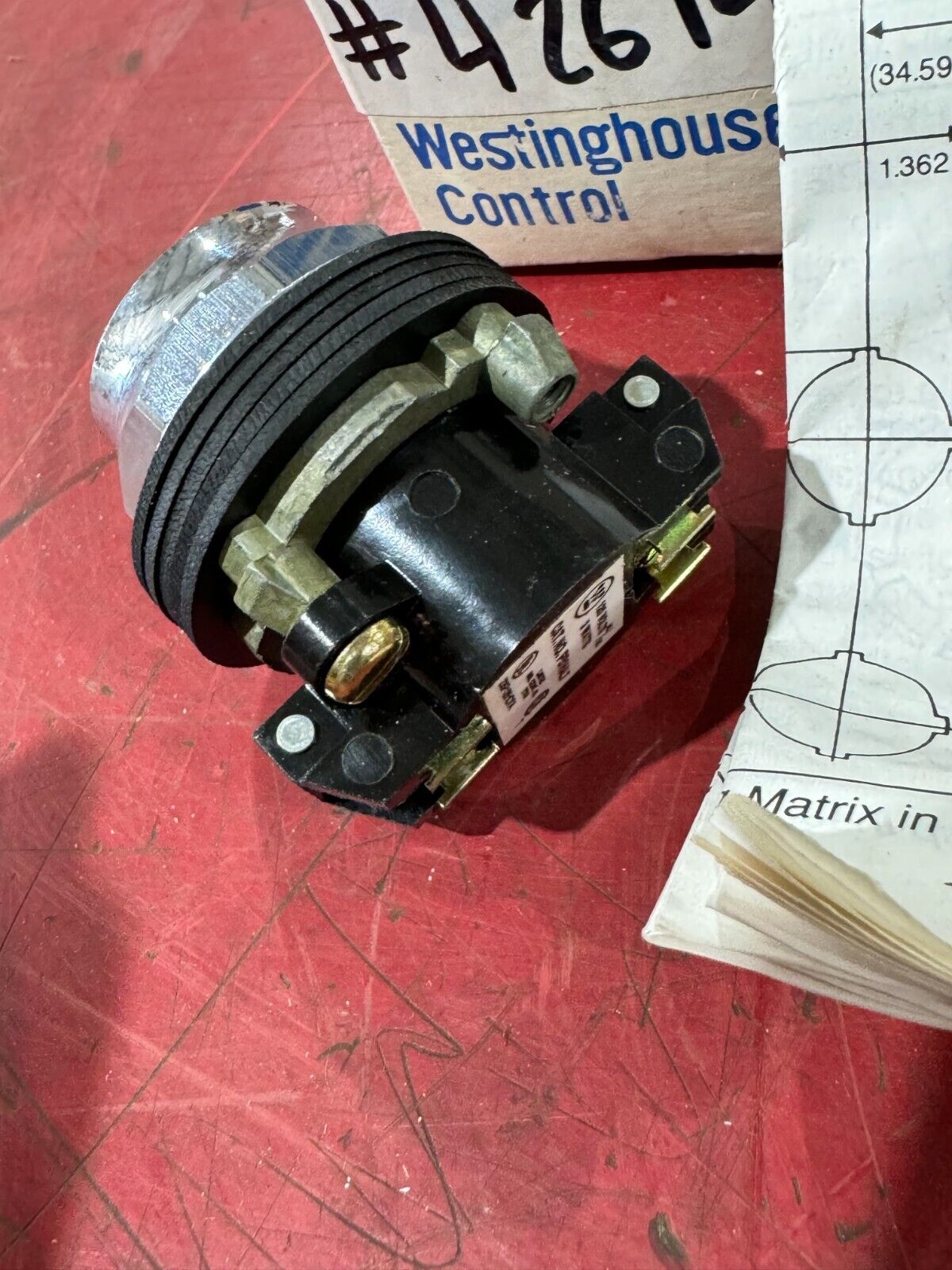 NEW IN BOX WESTINGHOUSE PUSH BUTTON PB1HA0L7 10250T201N