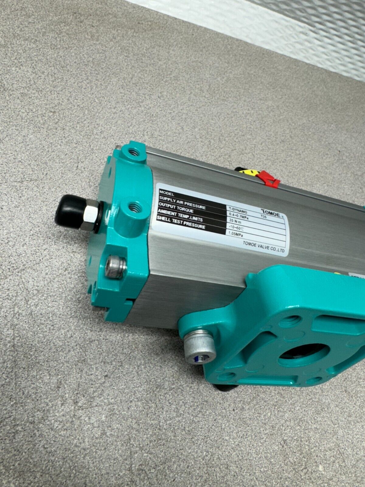 NEW NO BOX TOMOE PNEUMATIC ACTUATOR T-DYNAMO T35 0.4-0.7MPA