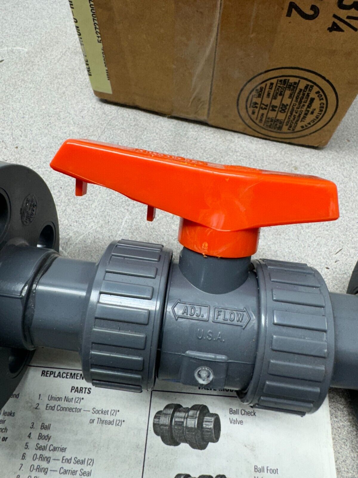 NEW IN BOX NIBCO CHEMTROL 1/2" FLANGED BALL VALVE F45TB-V