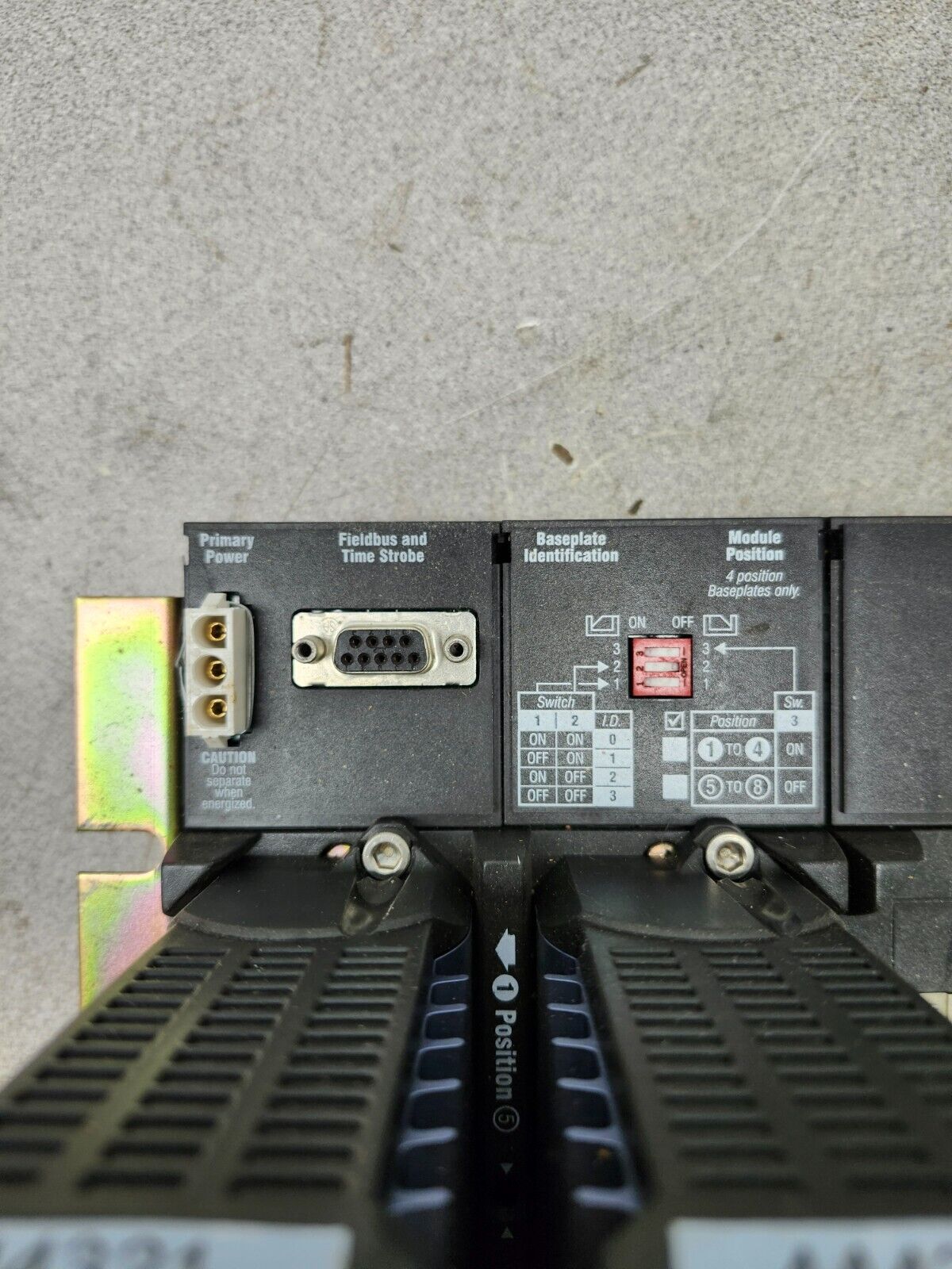 USED Foxboro Din Rail Modular Baseplate P0926HT W/ 2 Foxboro FBM203 I/A Series