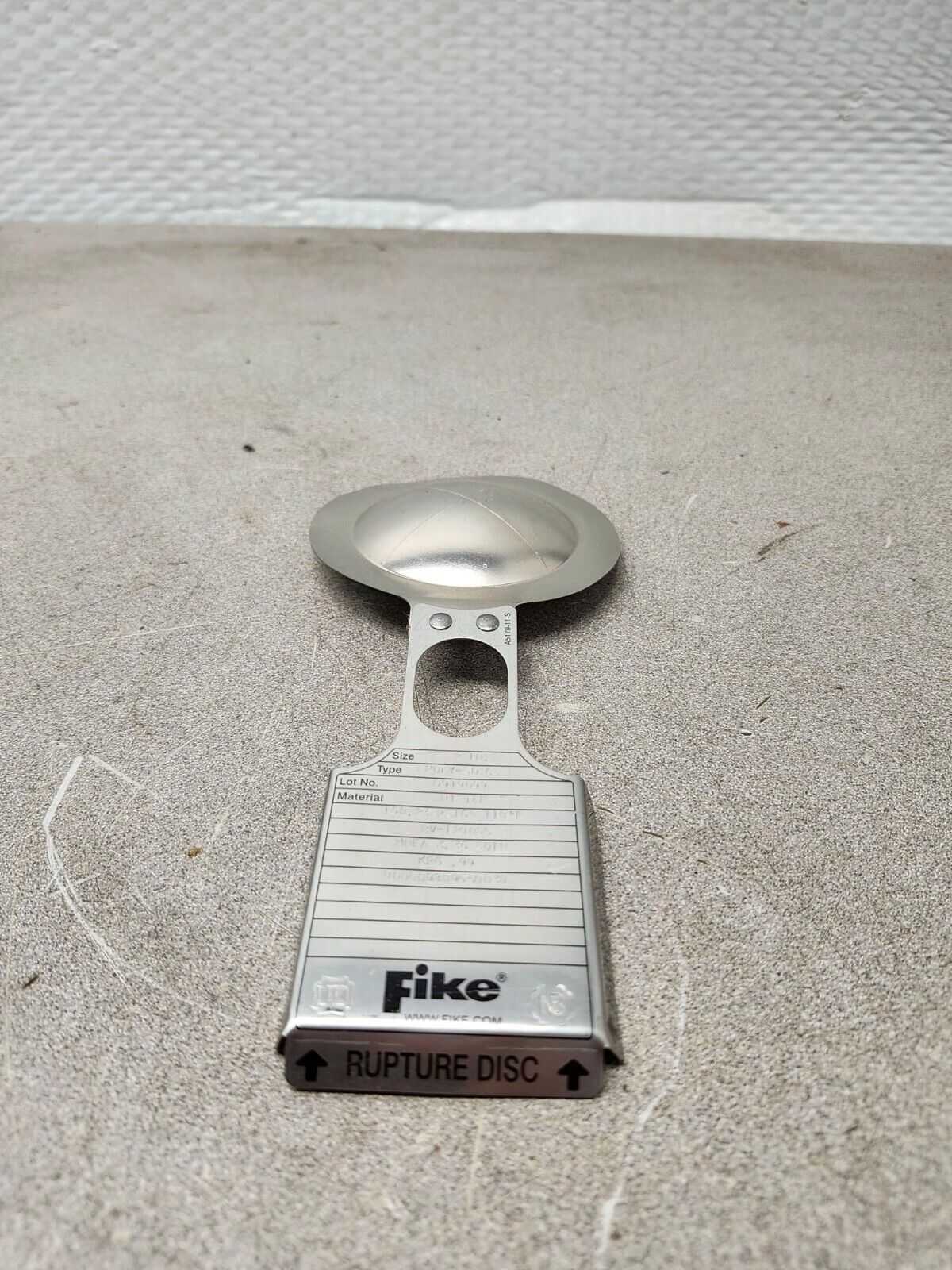 NEW FIKE RUPTURE DISC MNFA 3.36 SQINKRG.99 2" TYPE POLY-SD CD