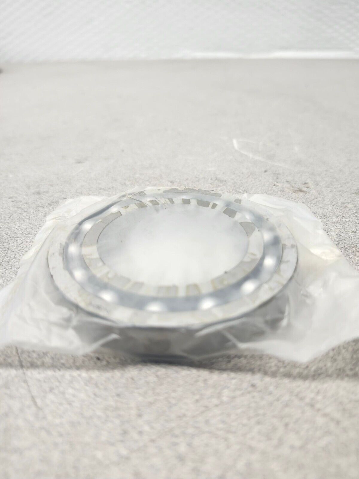 NEW NO BOX NSK DEEP GROOVE BALL BEARING OPEN, NO SEALS 18009