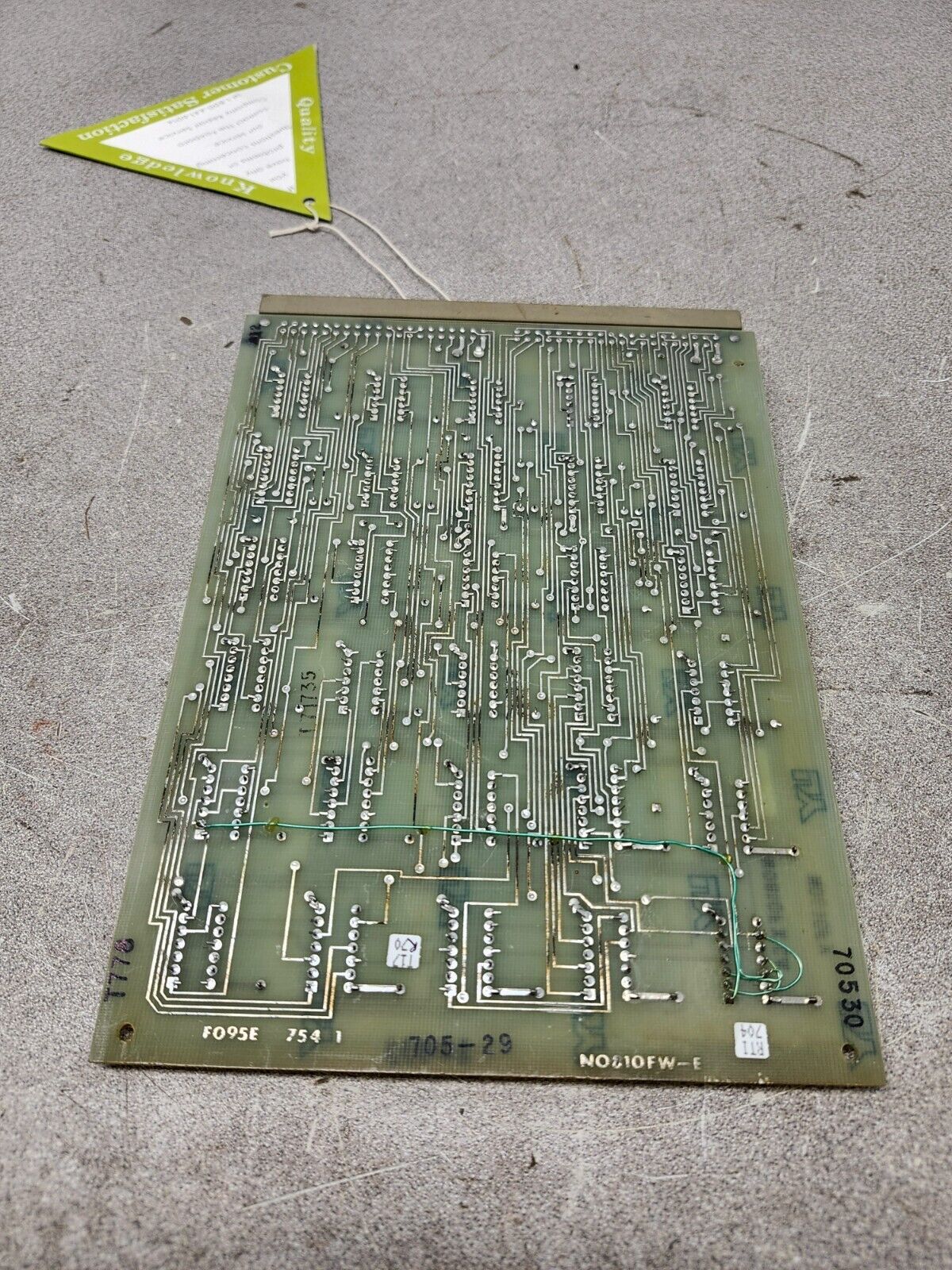 NEW IN BOX FOXBORO CIRCUIT BOARD NO810FW-E