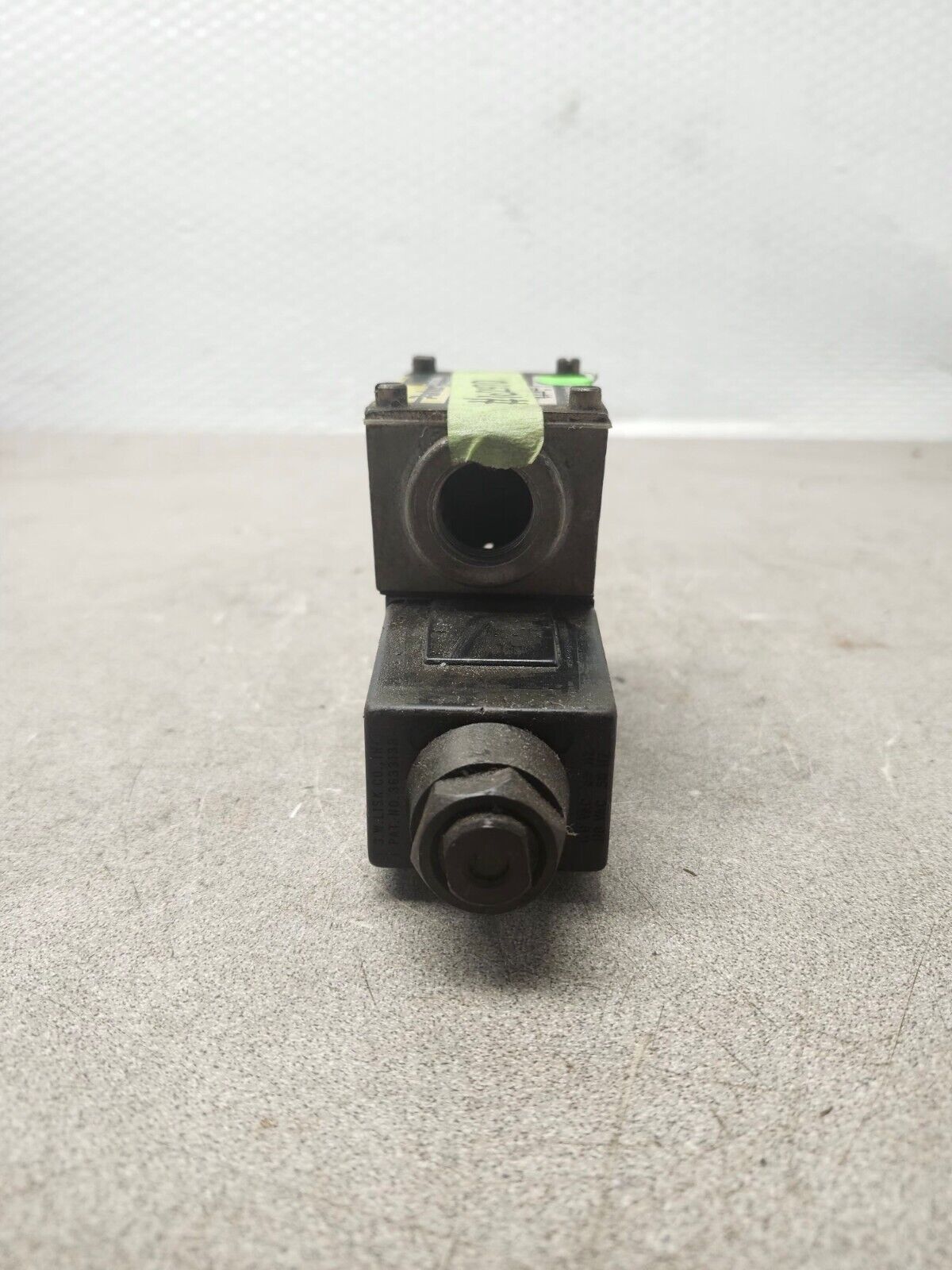 NEW NO BOX PARKER DIRECTIONAL CONTROL VALVE 120/60-110/50 D1W-20B-Y-31-FR