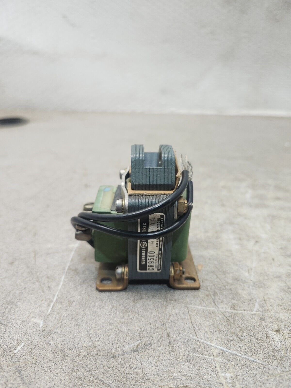 44029386