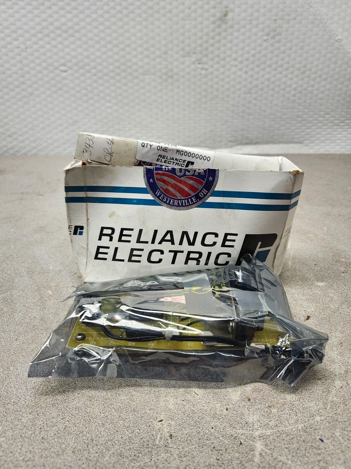 NEW IN BOX RELIANCE ELECTRIC METER FILTER BOARD BALDOR 705392-R