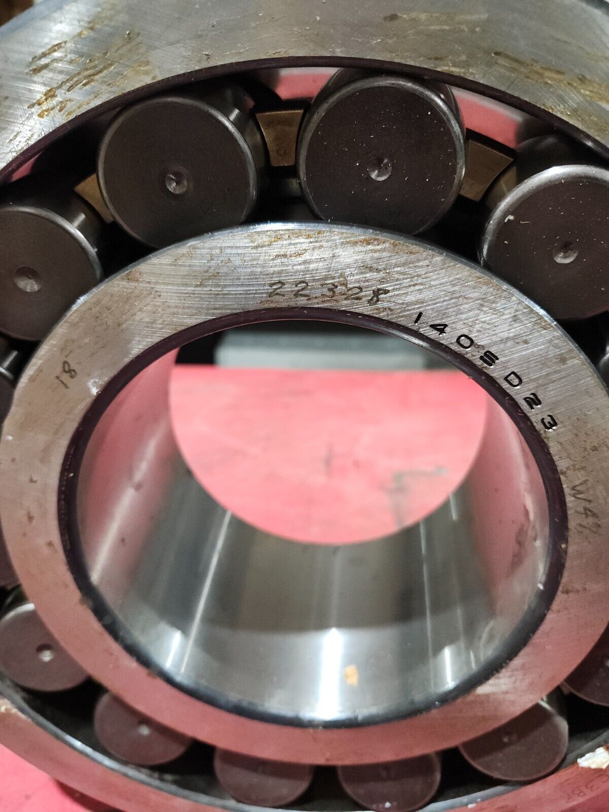 NEW NO BOX TORRINGTON SPHERICAL ROLLER BEARING 22328 140SD23
